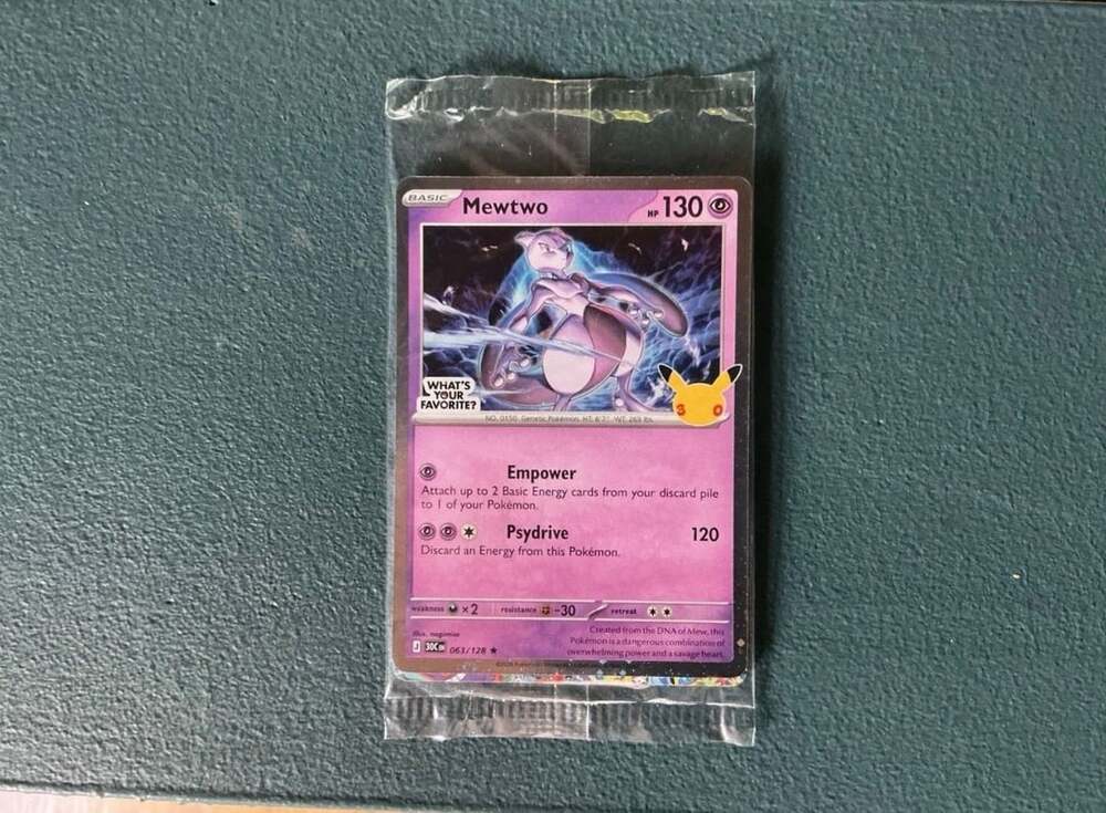 Mewtwo 063/128 CEL 2021